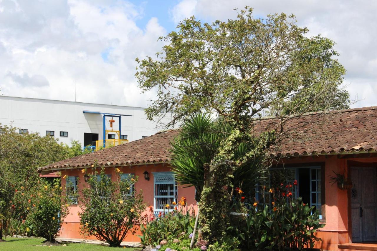 Ecohotel La Masia Llanogrande  Ngoại thất bức ảnh